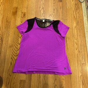 Ladies NWOT Fila Sport work out T-shirt size XL